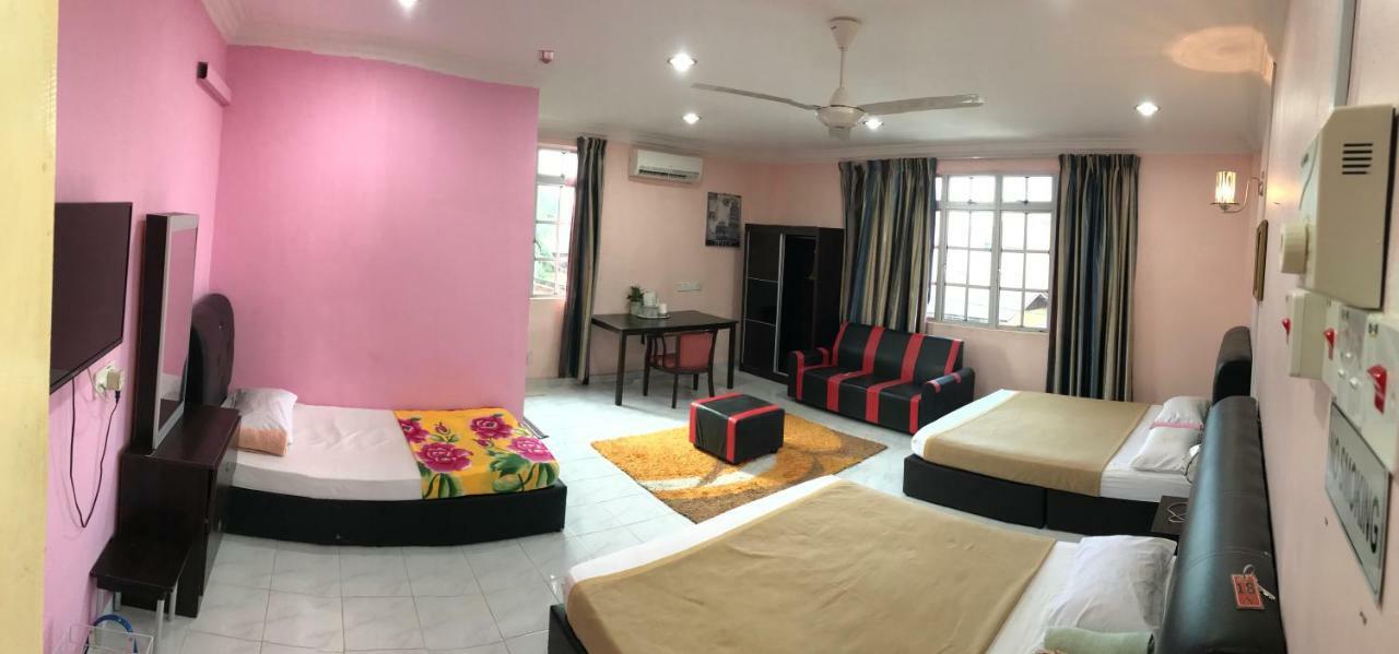 Mikraj Hotel Kampung Kuala Besut Exterior photo